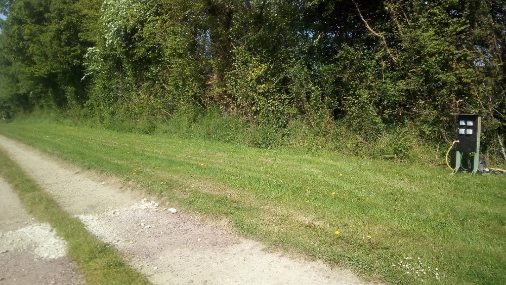 Aire camping-car  Colomby (50700) - Photo 2